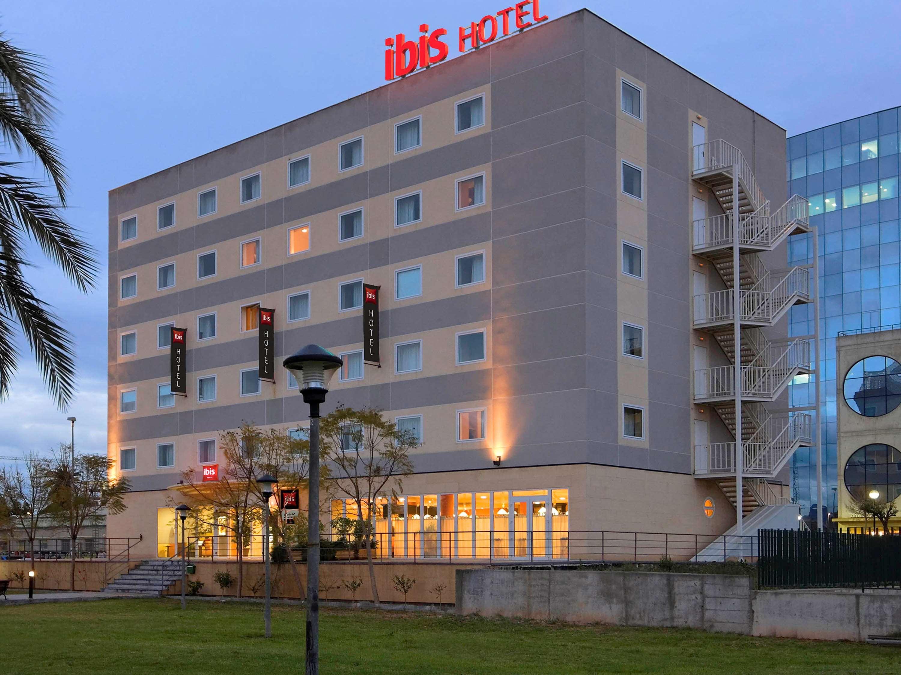 Ibis Murcia Exteriör bild